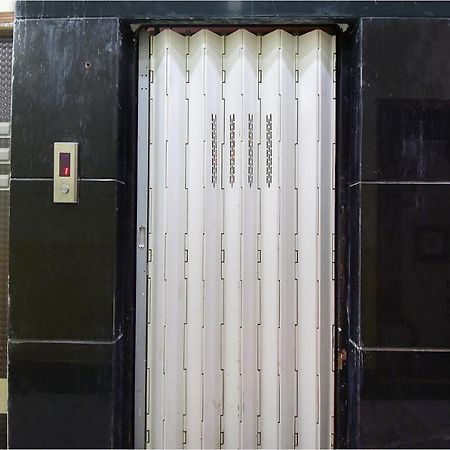 Fabexpress Om Shanti International Kolkata Bagian luar foto