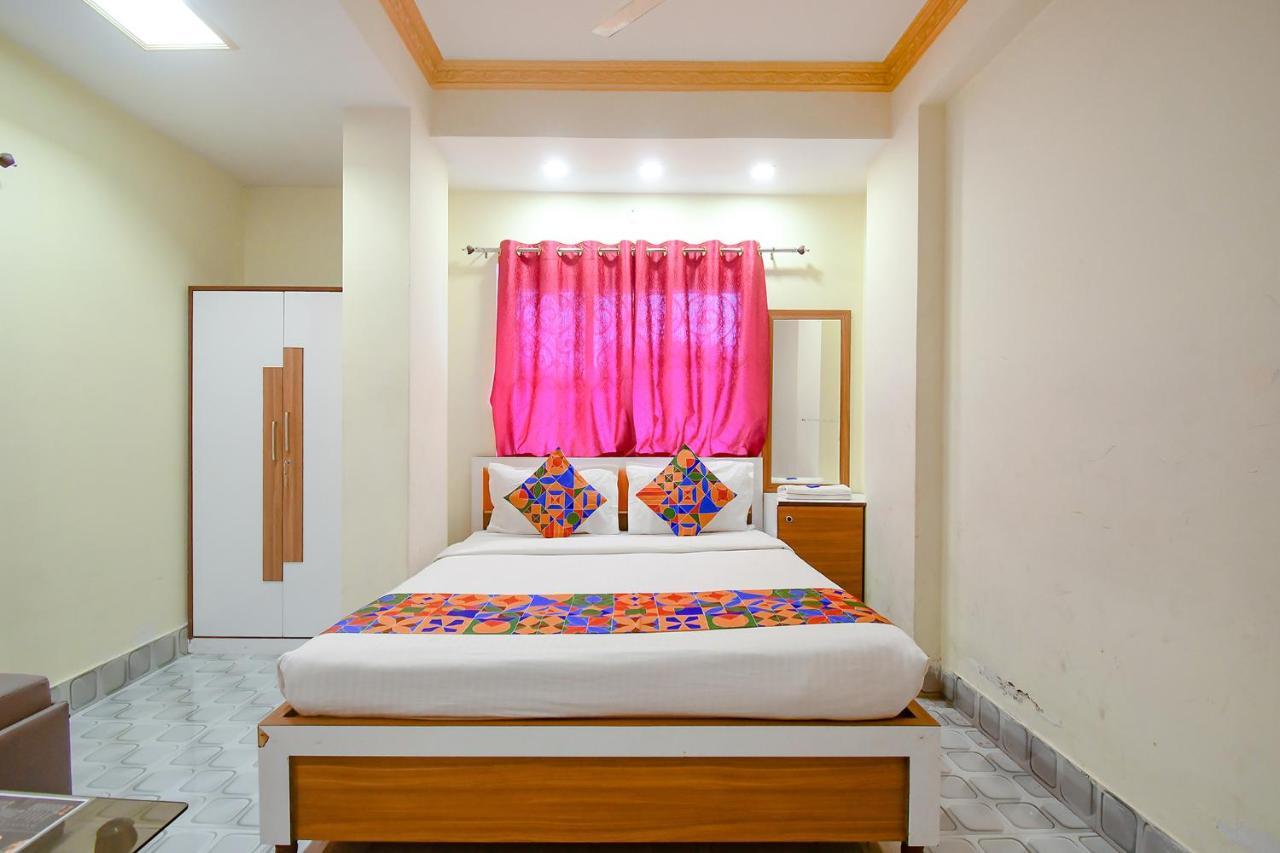 Fabexpress Om Shanti International Kolkata Bagian luar foto