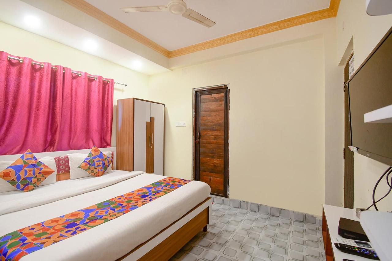 Fabexpress Om Shanti International Kolkata Bagian luar foto